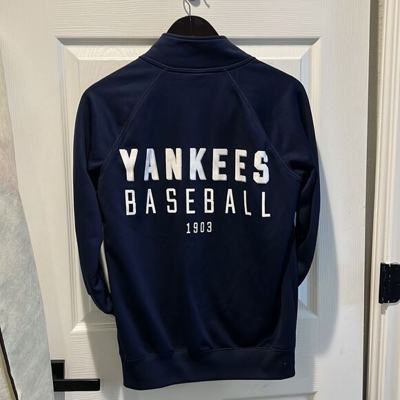 PINK | Yankees Baseball Full Zip - Picture 2 of 4
